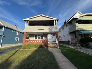 Building Photo - 2115 Lewis Dr