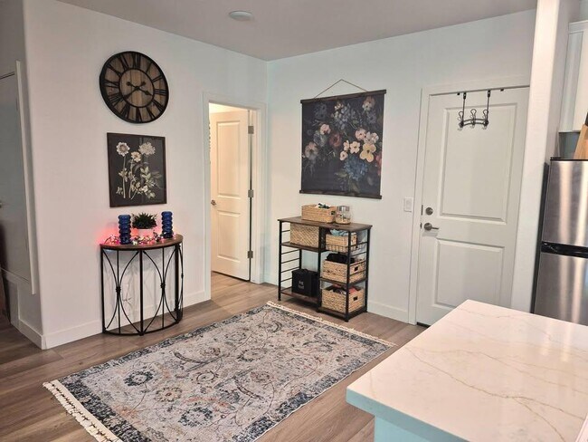 Foto del edificio - 45 Chaparral Dr