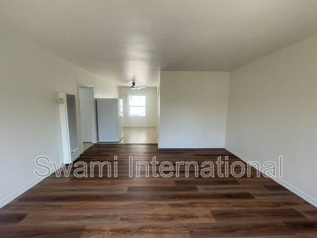 Foto del edificio - 622 E 97th St