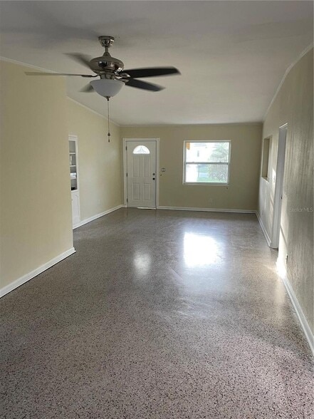 Foto del edificio - 2118 Lake Christie Dr