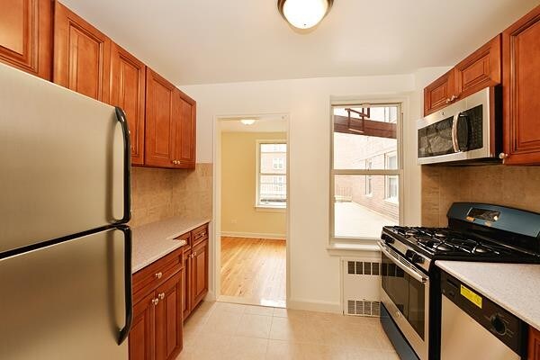 Building Photo - 66-40 108th St