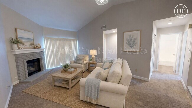 Foto del edificio - 2876 Englewood Way