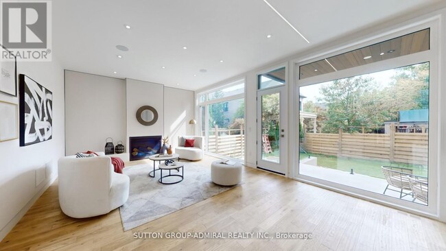 Photo du bâtiment - 69 Elderwood Dr