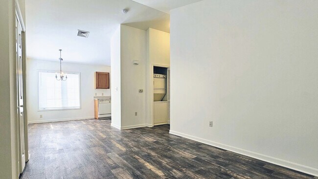 Foto del edificio - 680 Wallingford Rd