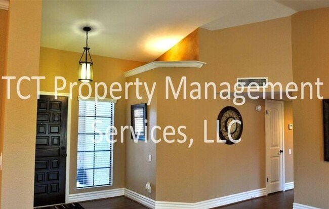 Building Photo - Beautiful 3 Bedroom Home In Scottsdale!
