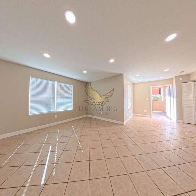 Building Photo - 8101 W Flamingo Rd