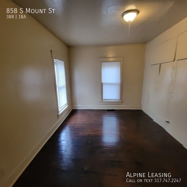 Building Photo - Westsiders - Must See 3BR House!