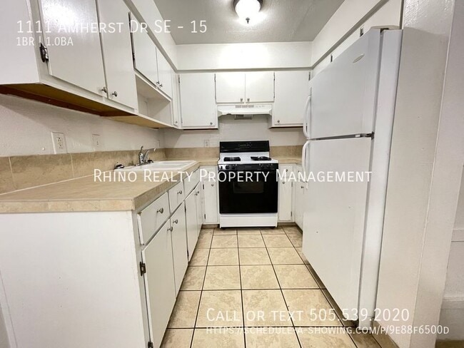 Building Photo - 1111 Amherst Dr SE