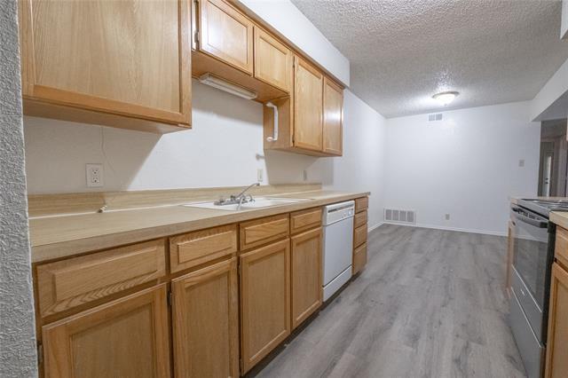 Foto del edificio - 804 White Rock St