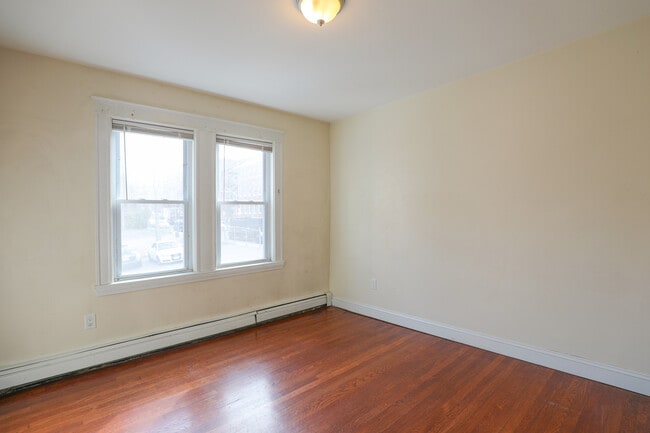 Foto del edificio - 78 Claymoss Rd