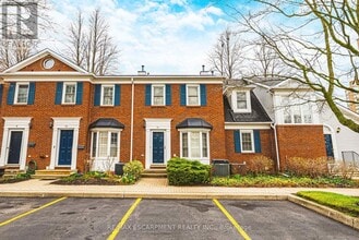 Building Photo - 1275 Maple Crossing Blvd