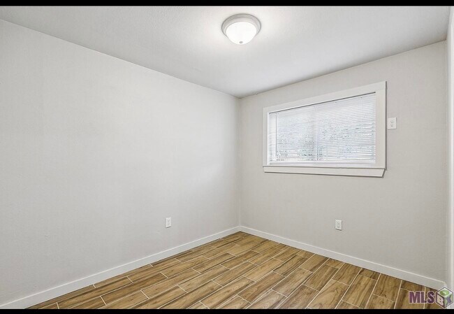 Building Photo - 6155 Pontotoc St