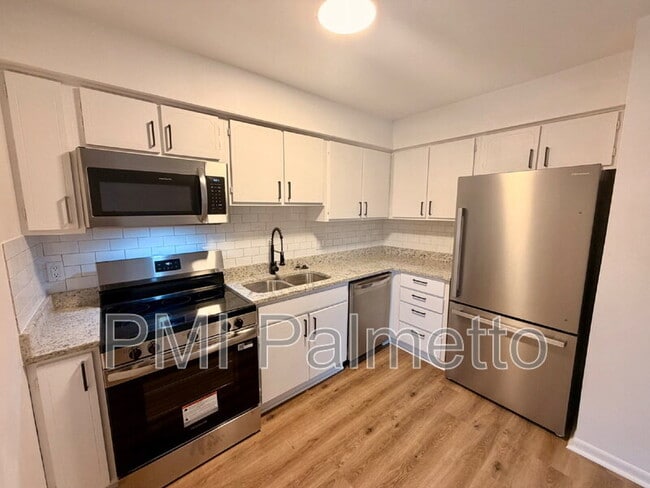 Building Photo - 1241 Grove Park Ln