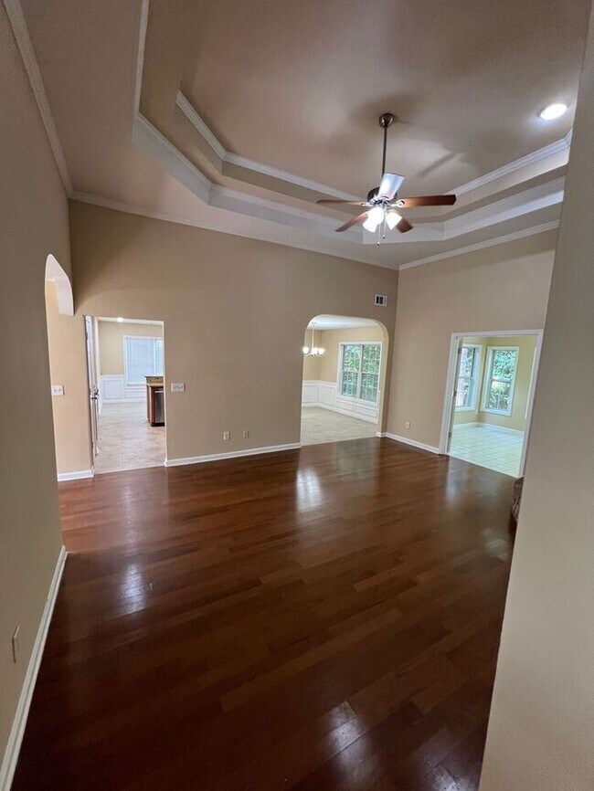 Foto del edificio - Gorgeous Ranch 4 bedroom 2 bath home in Lawrenceville