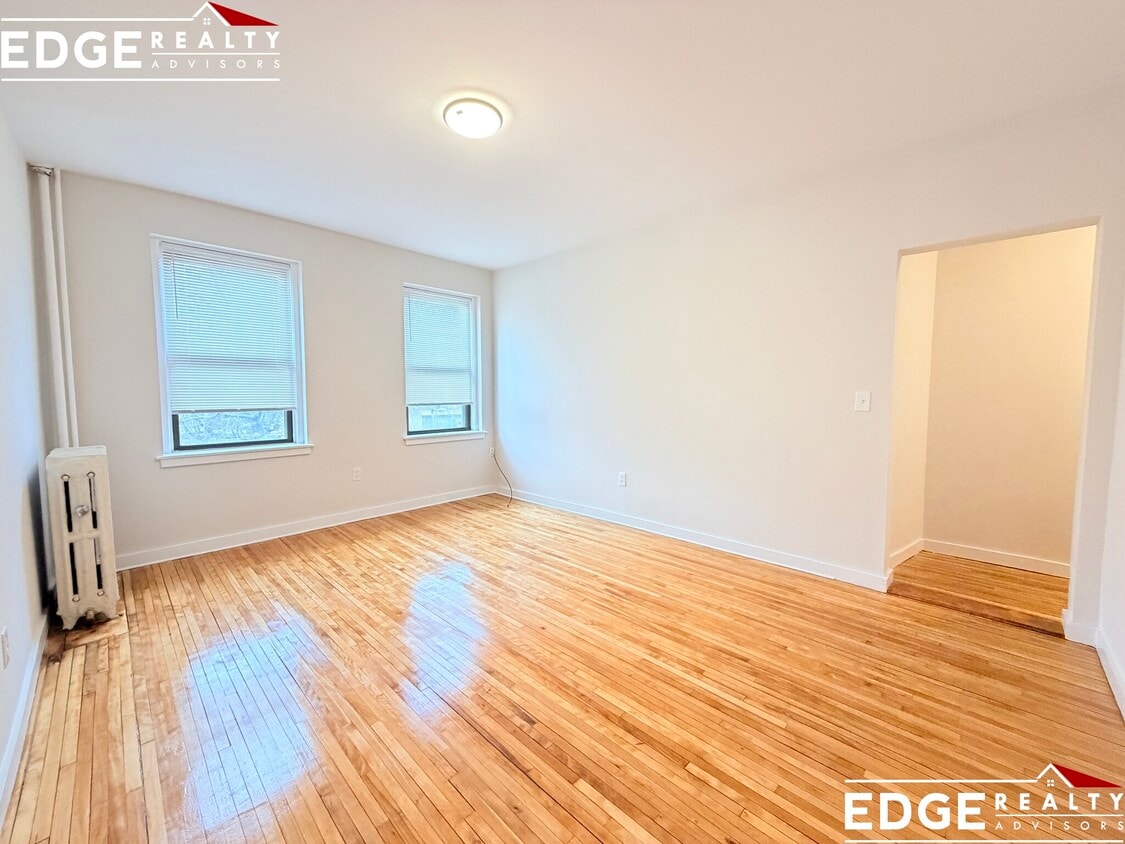 Foto del edificio - 160 Strathmore Rd