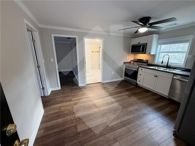 Foto del edificio - 3927 Dallas Acworth Hwy NW