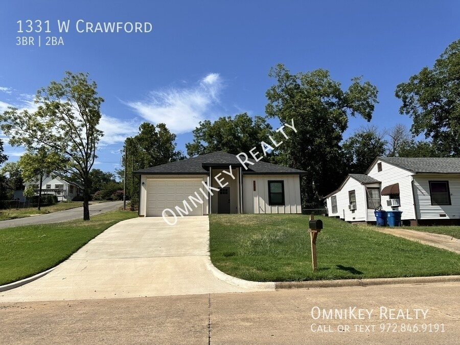 Primary Photo - 1331 W Crawford-