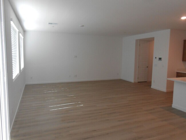 Foto del edificio - 1025 Copper Robin St