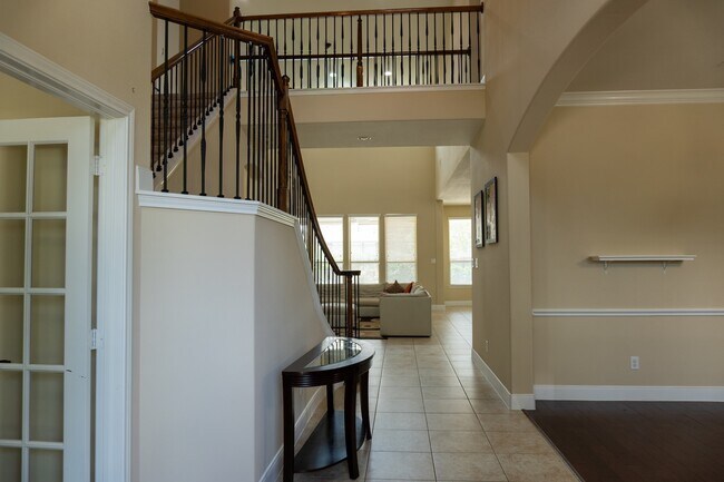 Building Photo - 25614 Somerset Meadows Ct