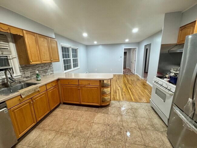 Foto del edificio - 285 Bartlett St