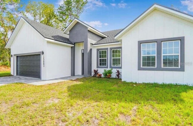 Foto del edificio - 2410 SW 147th Lane Rd
