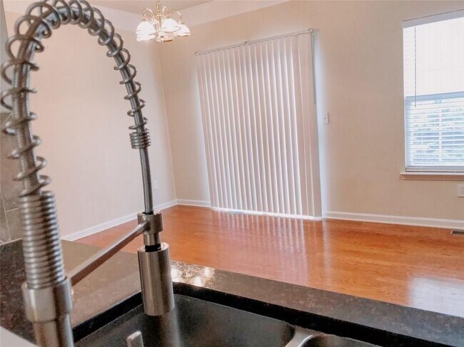 Foto del edificio - 2333 Meadow Peak Pt