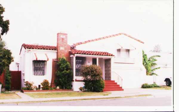 Foto del edificio - 3009 Nevin Ave