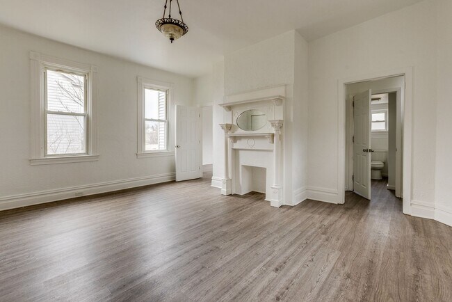 Building Photo - Available APRIL 2026 - Spacious 3 Bedroom Apartment in the Heart of Mt Oliver!