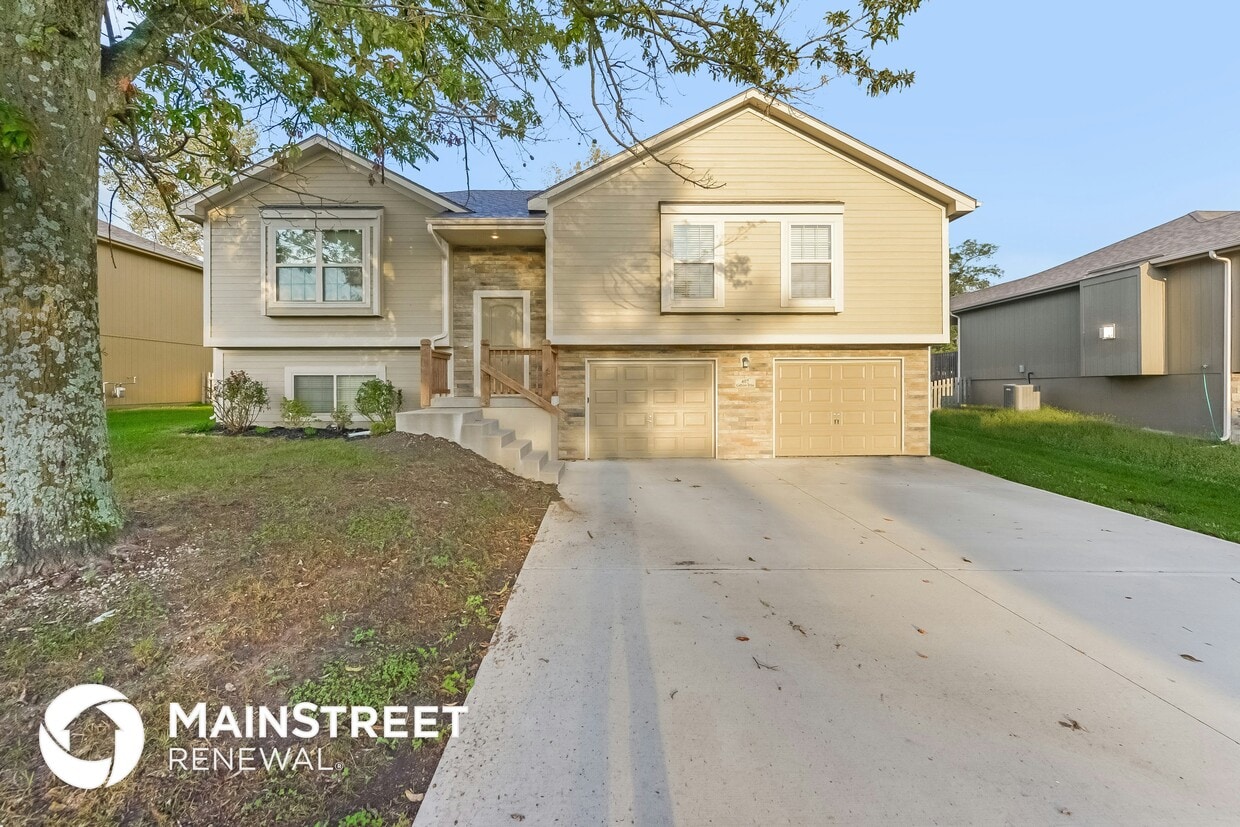 Foto principal - 407 Golfview Dr