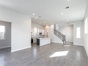 Building Photo - 2718 Grand Fountains Dr