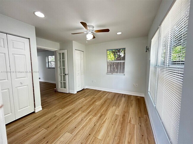 Foto del edificio - 4510 SW 34th Ave