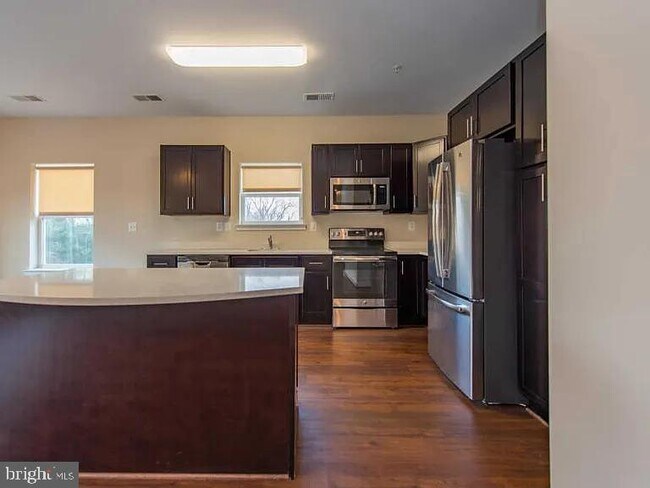 Building Photo - 3303 Demirel Way