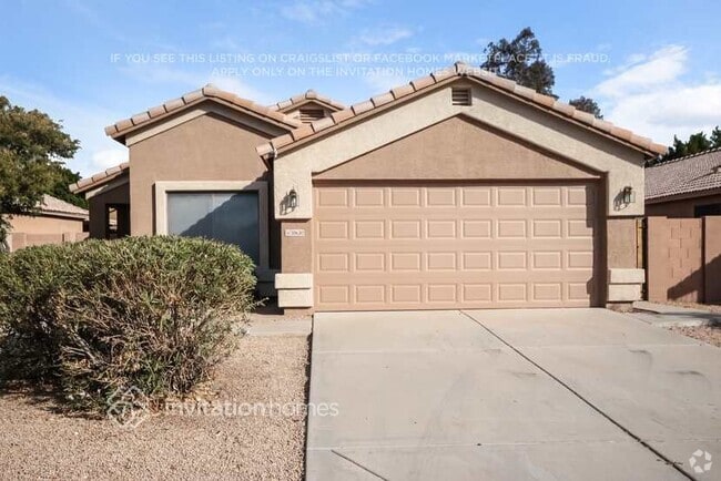 Building Photo - 10630 E Emerald Ave