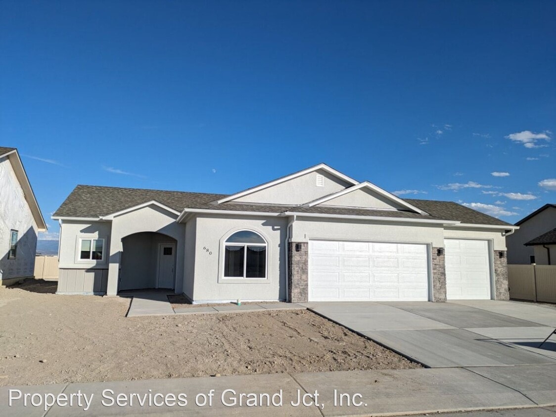 3 br, 2 bath House 680 Anela Lane House Rental in Grand Junction
