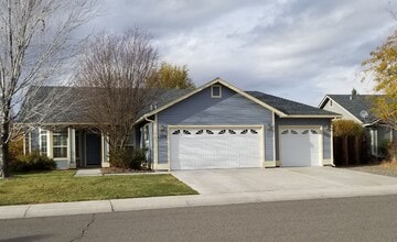 Building Photo - 1370 Hastings Ln