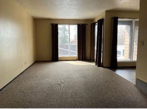 Building Photo - 3 Bed 1.5 Bath Unit in Olds, AB
