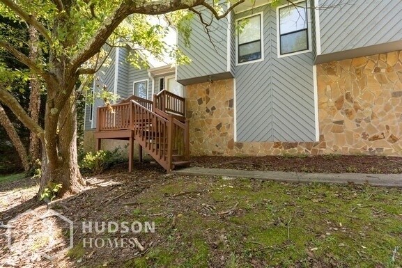 Foto principal - NOW AVAILABLE! - 2451 Skyline Ridge Dr, Li...