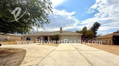 Building Photo - 10784 Hawthorne Ave
