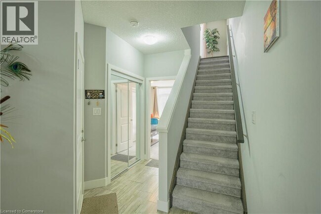 Building Photo - 2070 Meadowgate Blvd