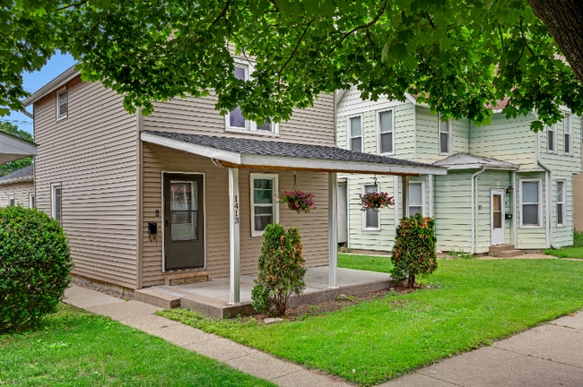 Building Photo - 1413 Avon St