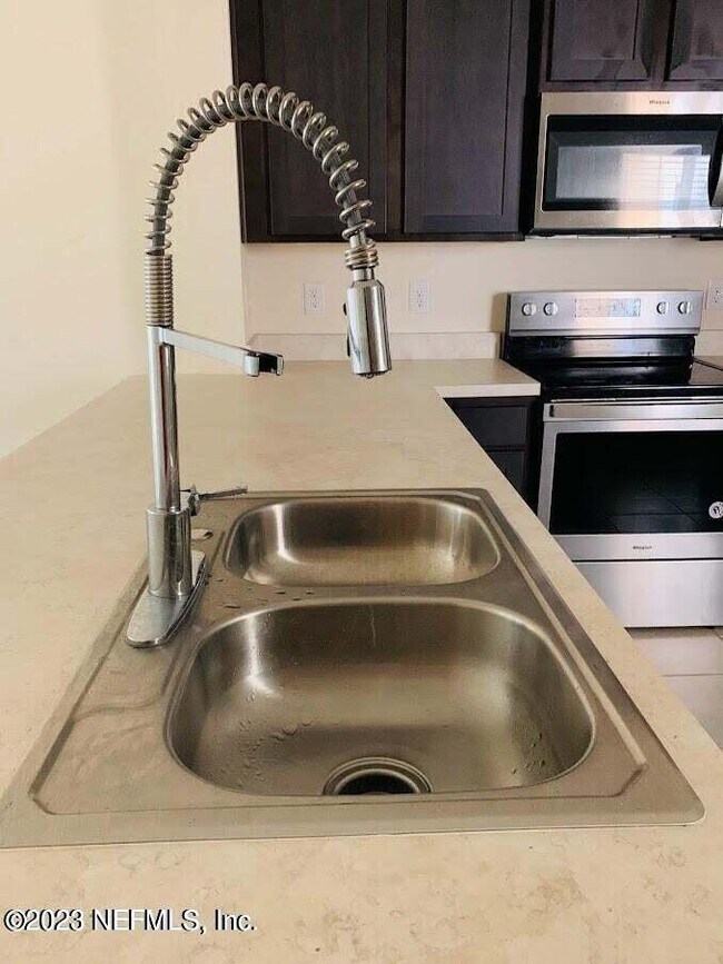 Foto del edificio - 7842 Echo Springs Rd