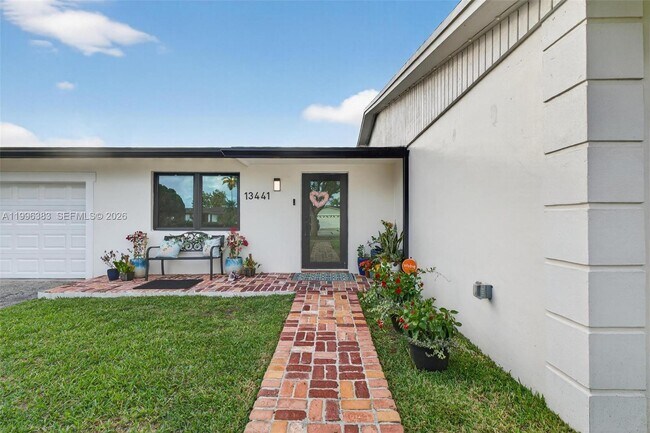 Foto del edificio - 13441 SW 74th St