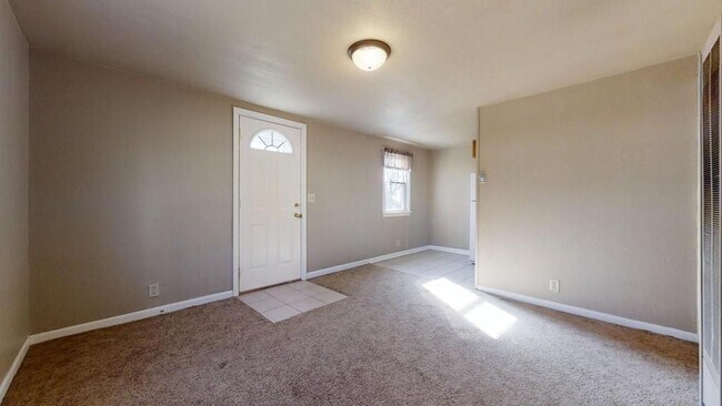 Building Photo - 103 Eads St