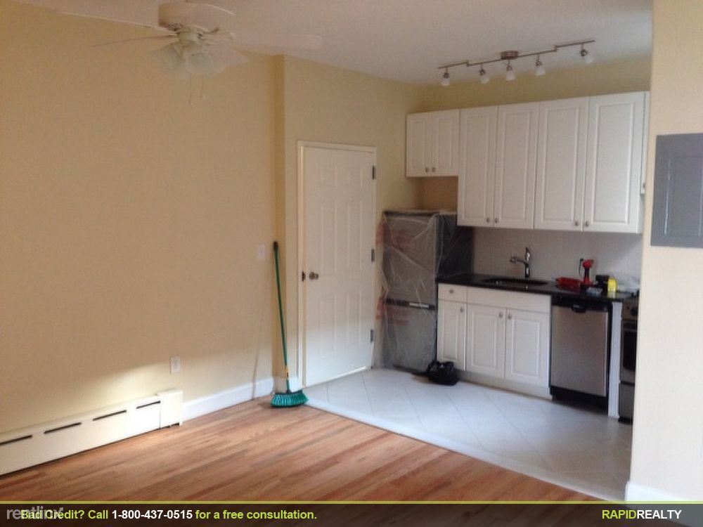 Primary Photo - 1012 E 92nd St