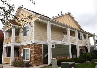 Building Photo - 4645 Hahns Peak Dr