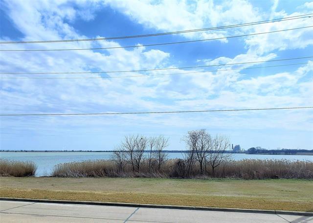 Primary Photo - 5905 Lake Hubbard Pkwy