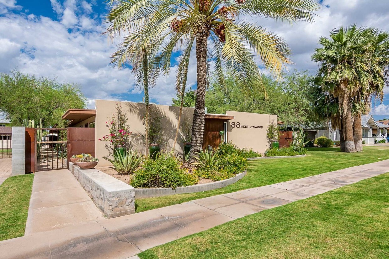 Foto principal - 88 W Lynwood St