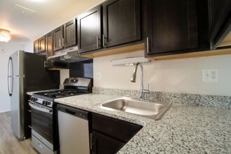 Interior Photo - Novi Ridge Apartments