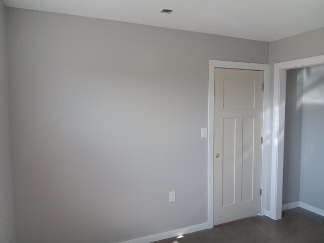 Building Photo - Walnut Creek Apartment Homes