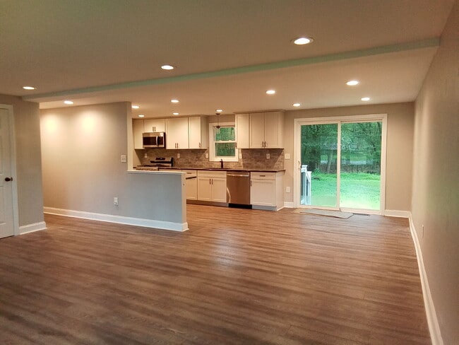 Building Photo - COMING SOON! 3-Bed, 2-Bath Rancher on 1.91 Acres